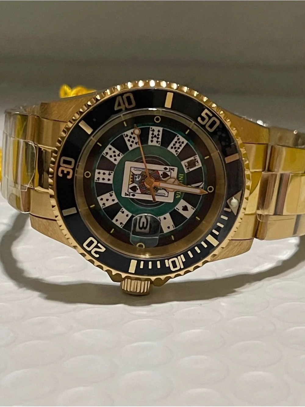 Invicta Pro Diver House of Cards Men's Watch - 40mm. Gold